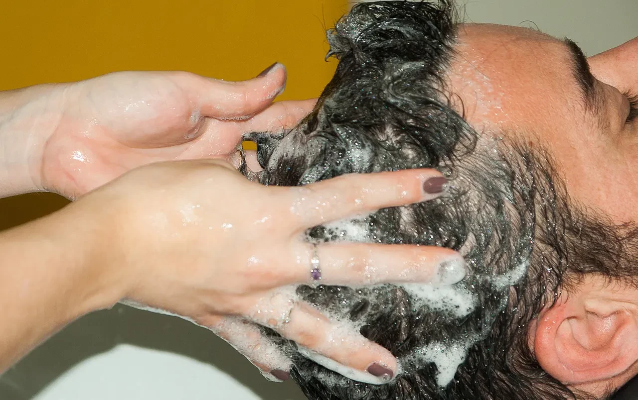 Šampon proti izpadanju las: ali deluje?
